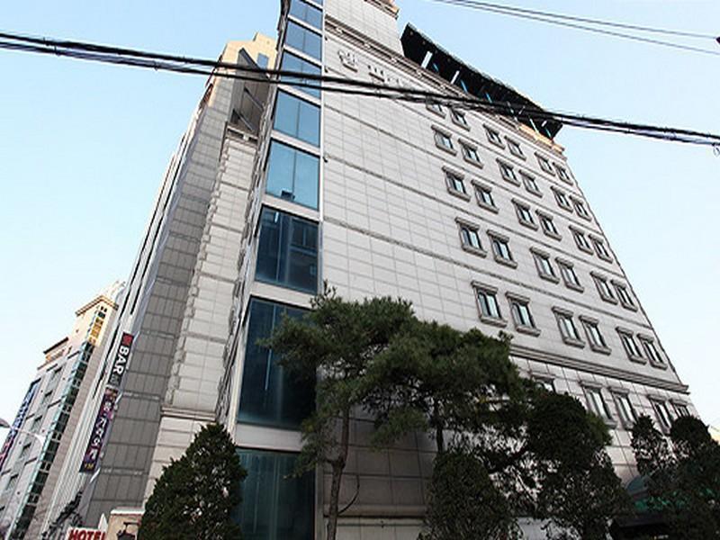 Rampart Hotel Suwon Esterno foto